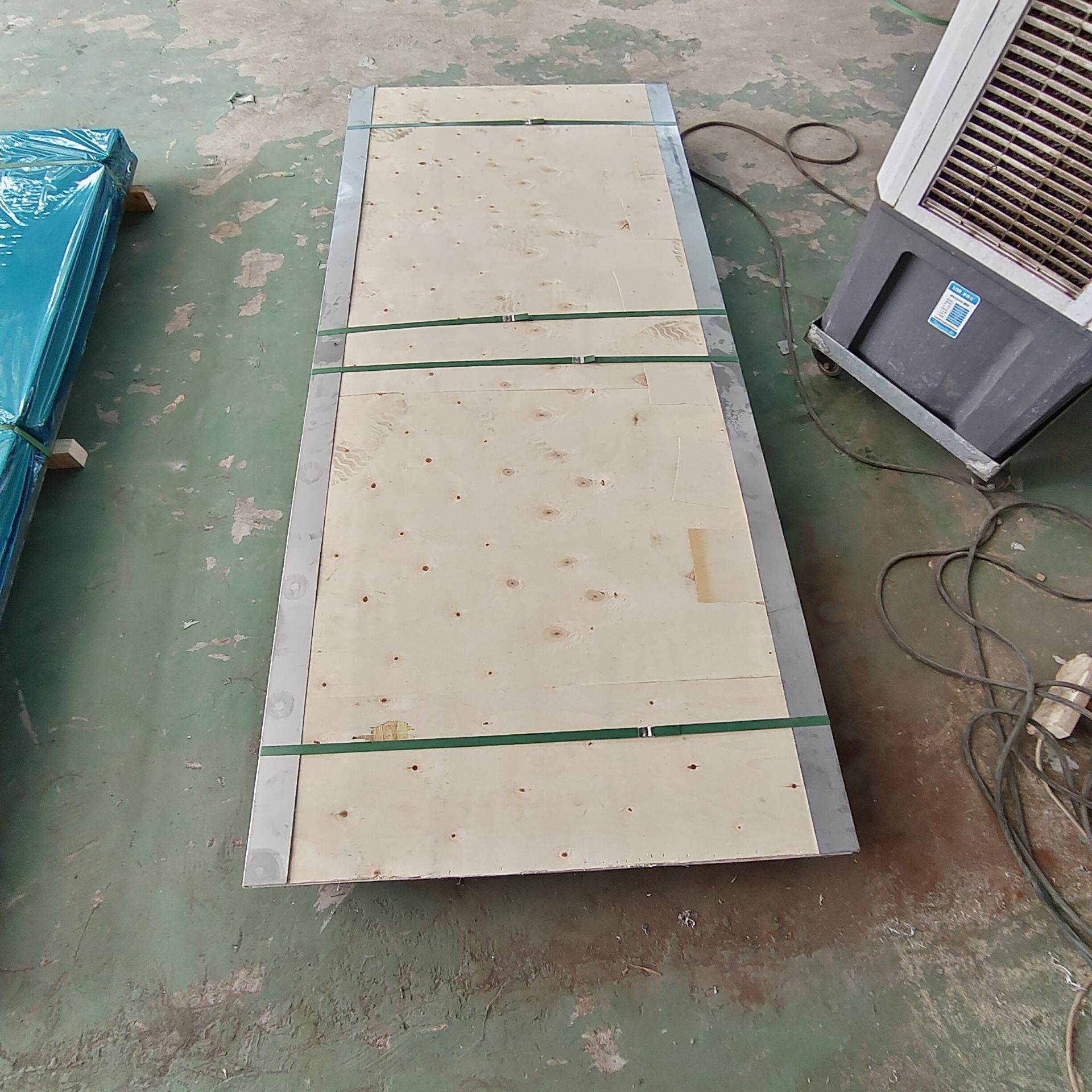 保亭铅门：医疗辐射防护的坚实屏障